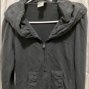 Prairie Underground Cloak